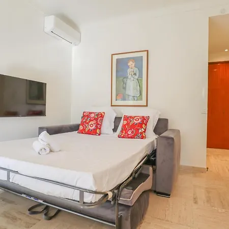 « Hawai » Proche Mer, Calme, Piscine Garavan