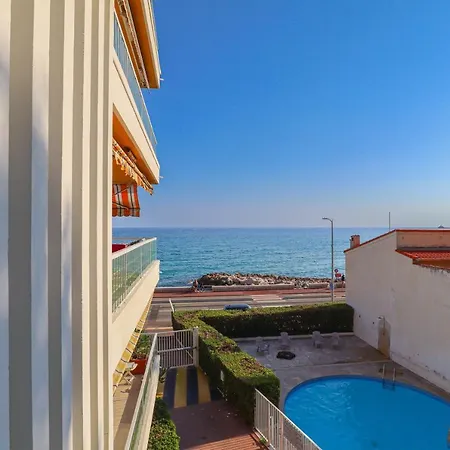 « Hawai » Proche Mer, Calme, Piscine Apartman